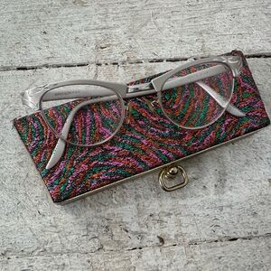 Vintage Silver Cat-Eye Glasses with Multicolor Zebra Case